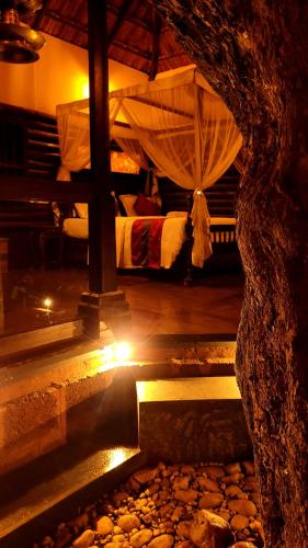 Greens Tree House & Wood House in موثانجا