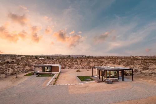 3d By The Cohost Company, Yucca Valley