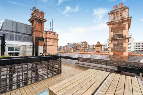 Mayfair Home Central AC Huge Terrace - image 13