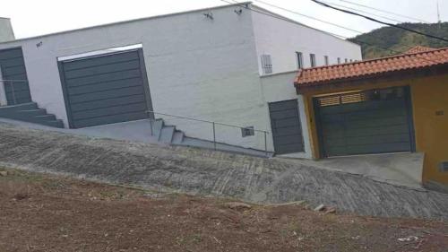 エントランス, Ap em São Paulo Zona norte Mobiliado 02 quartos (Ap em Sao Paulo Zona norte Mobiliado 02 quartos) in トレメンベー