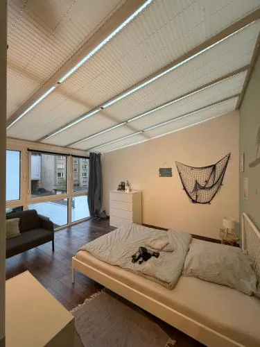 Themenzimmer Beach Cozy Nähe Hauptbahnhof in Duisburg, Deutschland