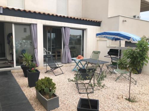 Villa Méditerranée - 4 chambres, clim, proche mer - Location, gîte - Sérignan