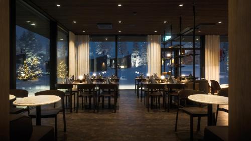 Restorāns, Halo Igloos Resort in Vikajarvi