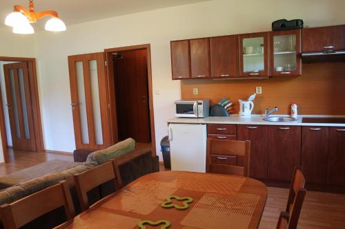 ห้องครัว, Apartmany Olympia in สปิชาก