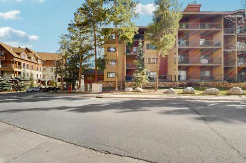 Mountainwood 303 - image 11
