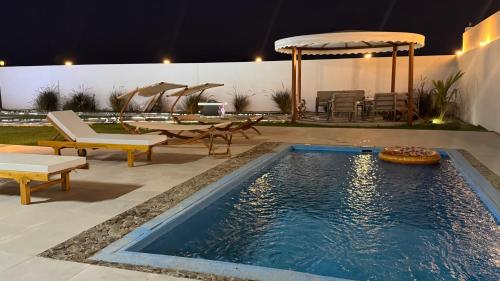 Bain Al Qimam in Sinadil