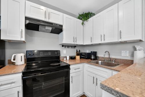 Charming Sutton 1BR Getaway in Vickery Meadow