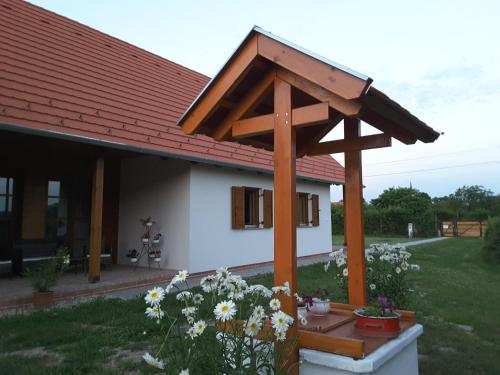 Accommodation in Zsira