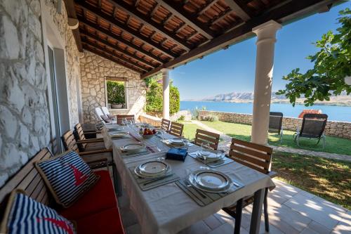 Holiday Home Fiola