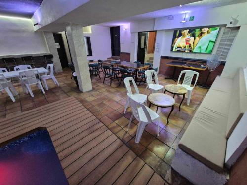 Salon Milenium in 昆夫雷斯