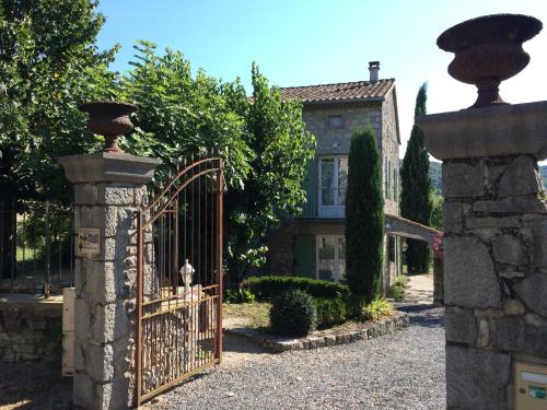 Grange Madeleine gîte à louer La Sarrasine