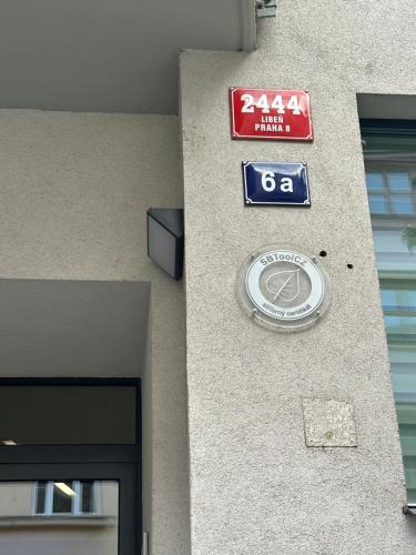 Apartments Palmovka - image 14