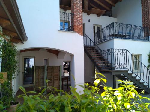 Acini Sparsi in Montalenghe
