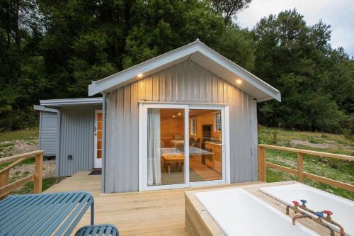 Mataura River Hideaway in Mid Dome