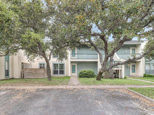 設施, Adventure House RRYC17 in 富爾頓