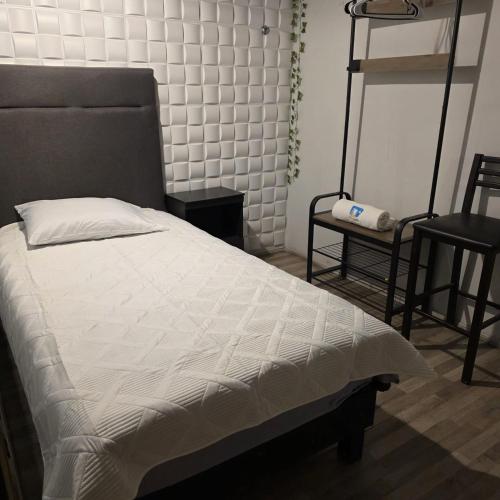 1 twin bed