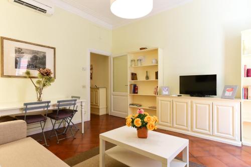 Via Giulia Charming Apartment - Feels like Home - image 15