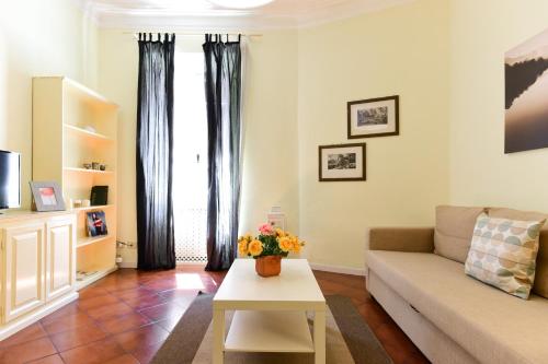 Via Giulia Charming Apartment - Feels like Home - image 17