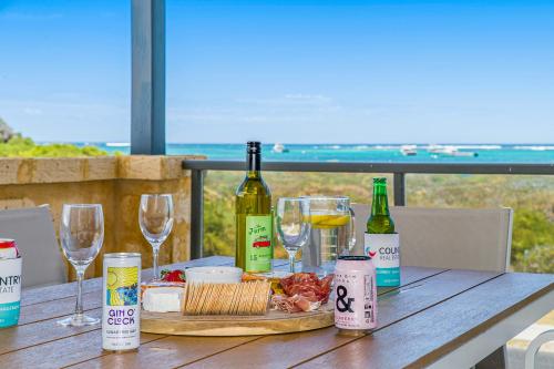 Endless Summer - Ocean Views Beachfront Location., Lancelin