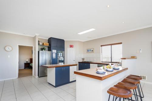 Endless Summer - Ocean Views Beachfront Location., Lancelin (photo 2)