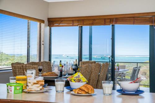 Endless Summer - Ocean Views Beachfront Location., Lancelin (photo 8)