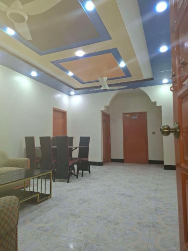 Royal Residency Guest House Karachi in Faisal Cantonment