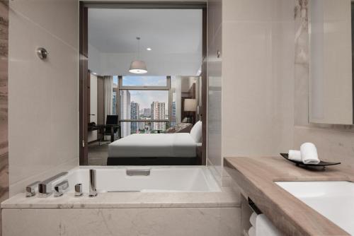 room detail thumbnail 2