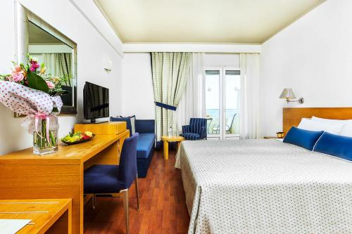 Superior Double or Twin Room with Mountain View