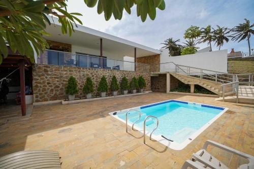 Casa Juliana vista al mar piscina y jacuzzi