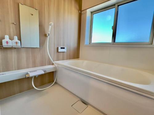 富士晴 湖畔 Villas 花园