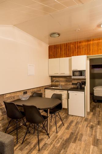 кухня, Lava Apartments & Rooms in Акюрейрі