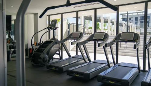 High Floor Property-Expansive Views- Sleep 6 Miami – khách sạn tại North Miami