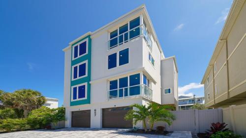 Silver Shore - 657B - image 3