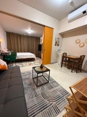 One Uptown Residences, BGC, Taguig 1