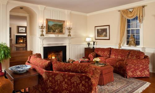 The Inn & Tavern at Meander The Inn & Tavern at Meander