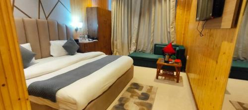 Shail Shikhar Heritage Inn in 奧利