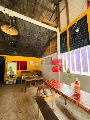 レストラン, Tina's Homestay-Tadlo in ベン
