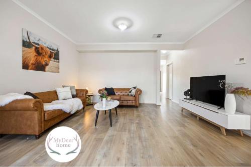 The Charming Living 3BR Townhouse Perfect Vacation – khách sạn tại Port Adelaide