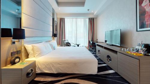 room detail thumbnail 0