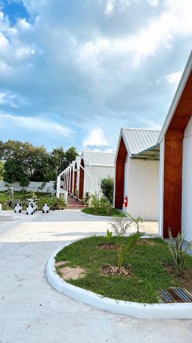 โรงแรมปีใหม่HomeResortพยัคฆภูมิพิสัย in Phayakkhaphum Phisai