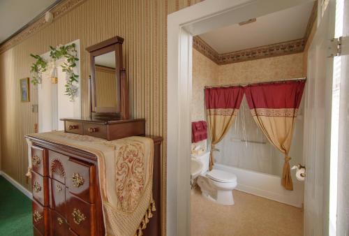 Sweetwater Inn and Spa - 화장실