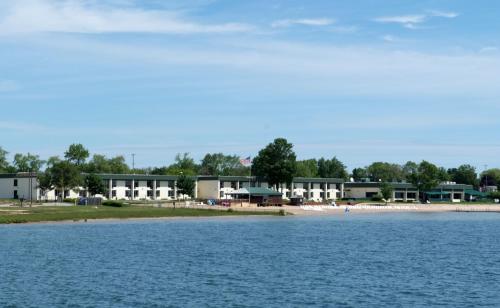 Tawas Bay Beach Resort
