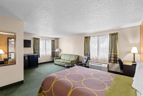 1 queen bed
