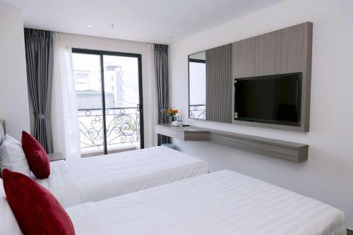 room detail thumbnail 0