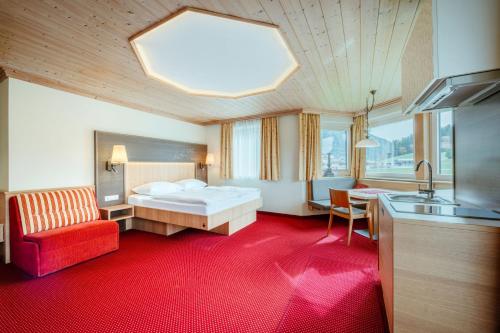 Harmls Aparthotel - image 6