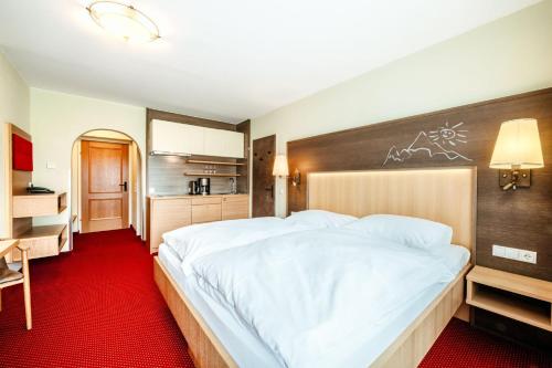 Harmls Aparthotel - image 9
