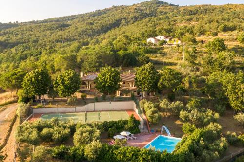 Зовнішній вигляд готелю, Home in Tuscany with private Pool & Tennis in Вони Чіуфена