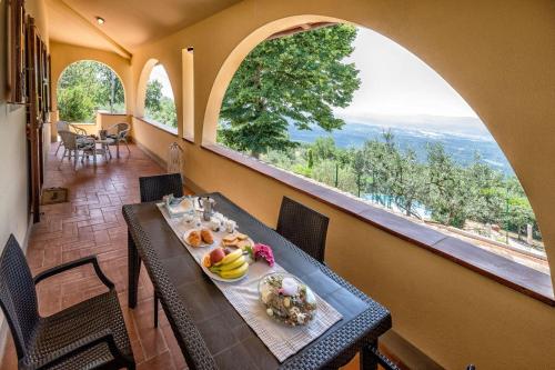 Зручності, Home in Tuscany with private Pool & Tennis in Вони Чіуфена
