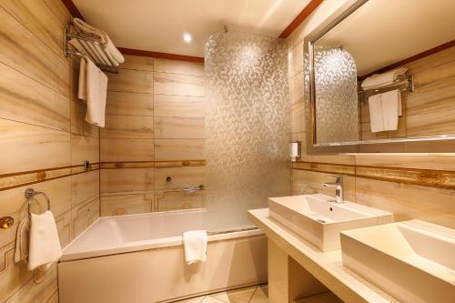 Spa Hotel Rich - 화장실