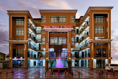 Beal Mall & Hotel in ארואה